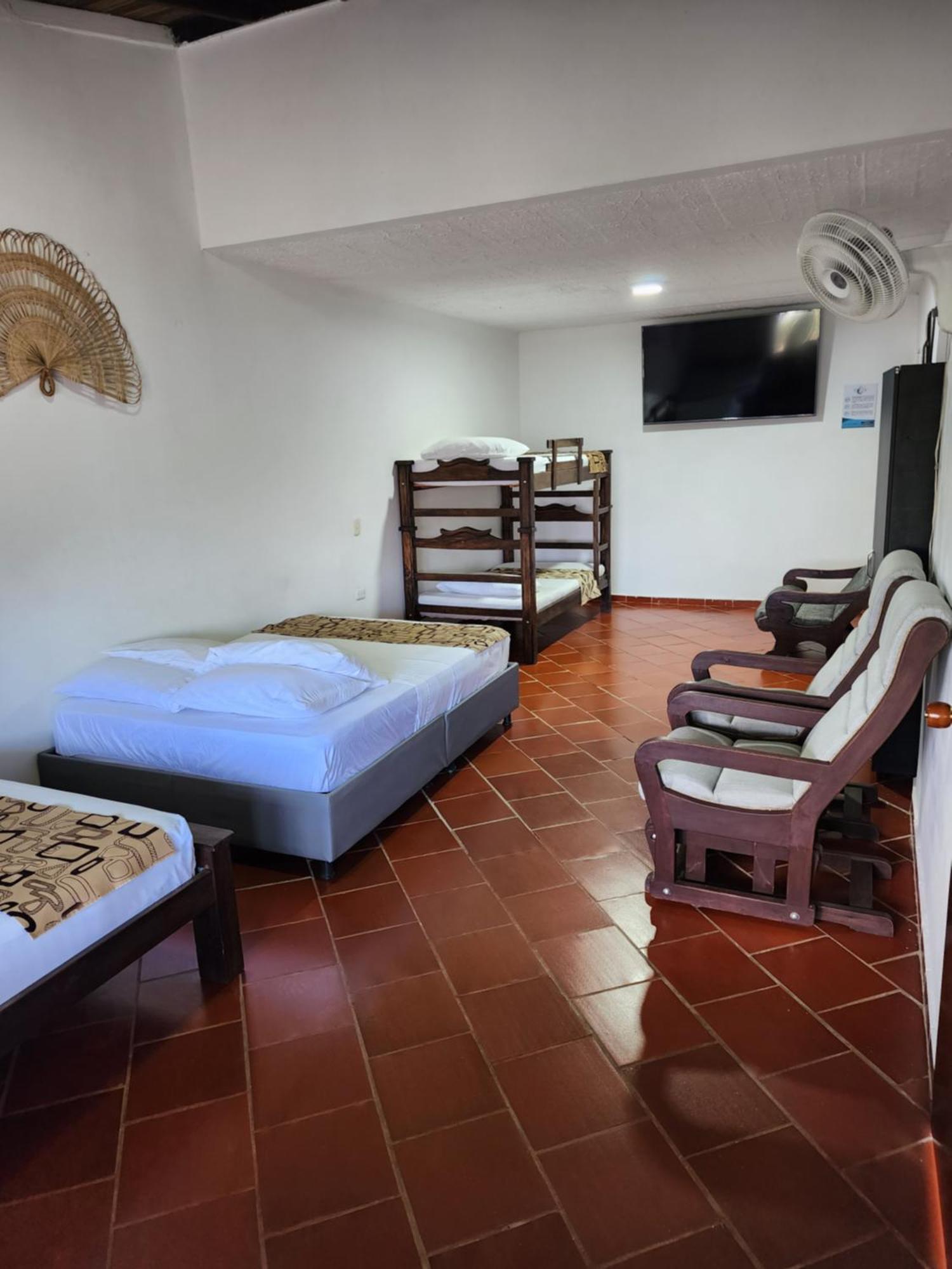 Hotel Campestre Palmas Del Zamorano San Gil Exterior foto