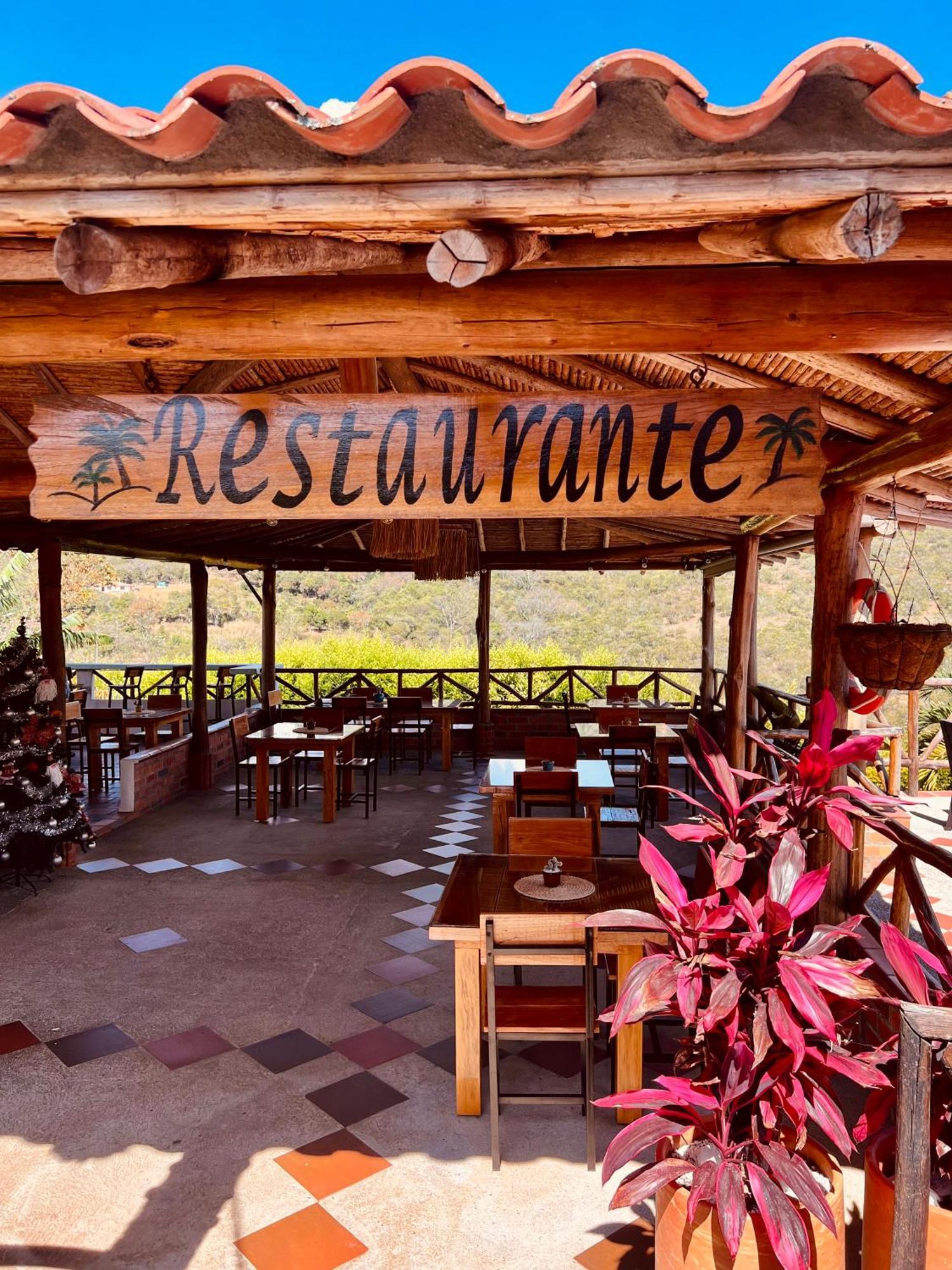 Hotel Campestre Palmas Del Zamorano San Gil Exterior foto